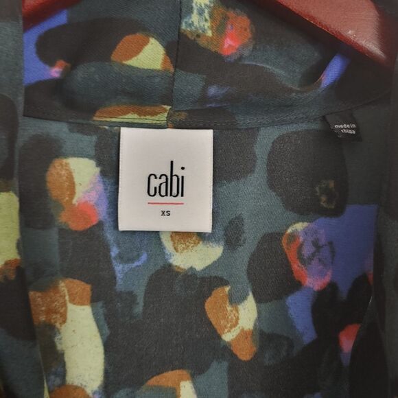 Cabi Faux Wrap Sleeveless Top Blouse Abstract Watercolor XS #3077 - Picture 6 of 7